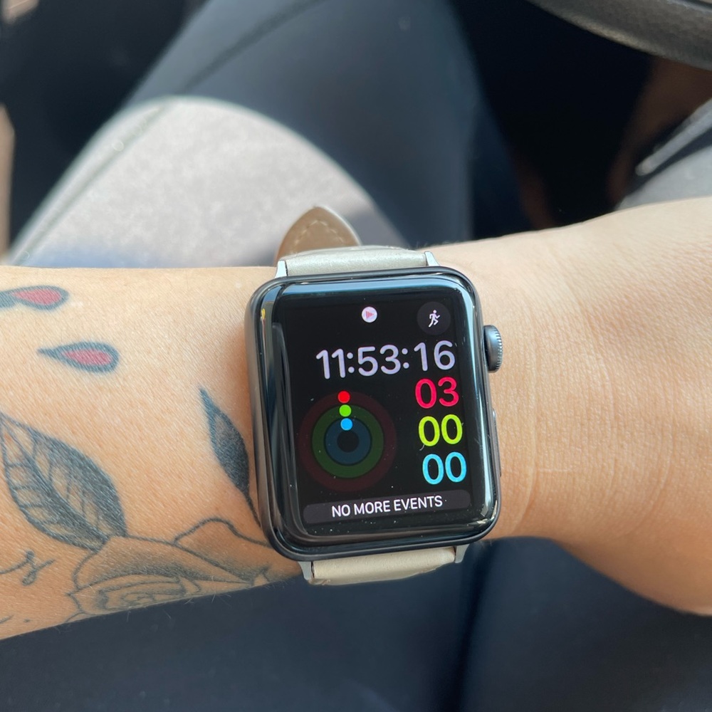 COPY - Apple Watch Series 3 42mm GPS
